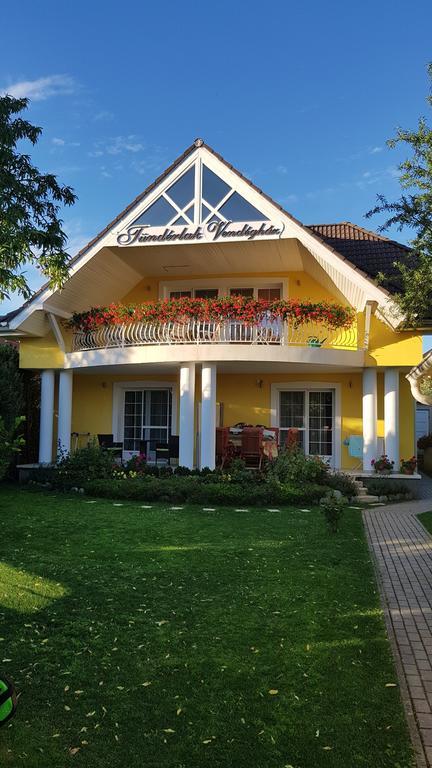 Tündérlak Vendégház Balatonfüred Esterno foto